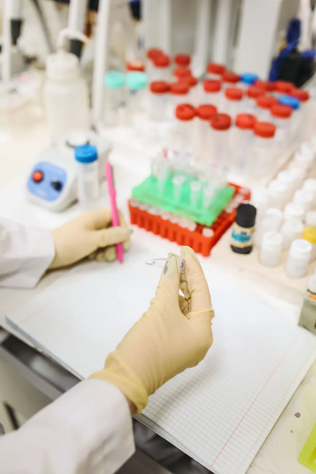 Laboratory quality records and sample testing for cosmetic certificates